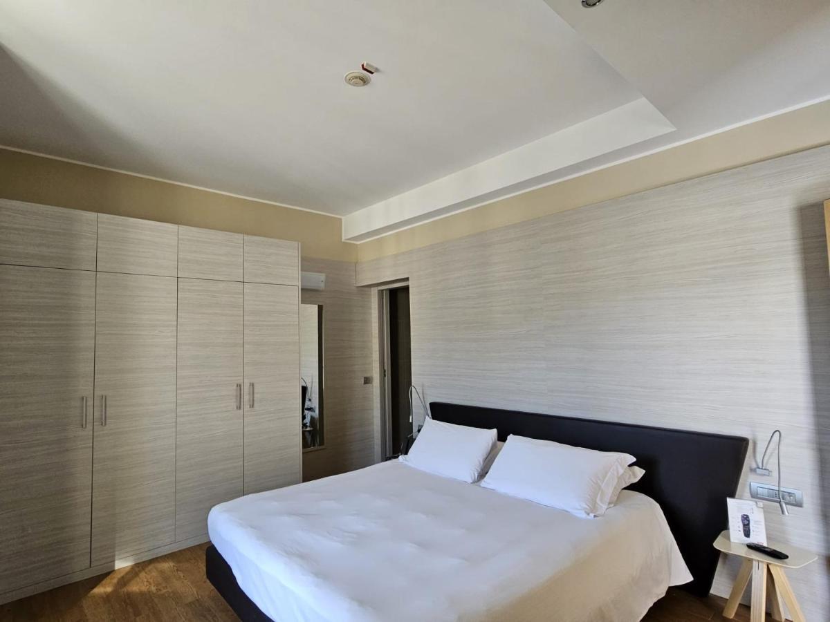 Clarion Collection Hotel Griso Lecco Malgrate Esterno foto